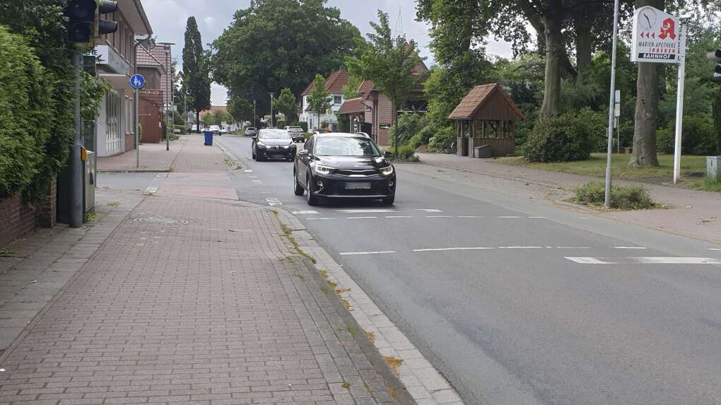 Ein Tempolimit von 30 km/h in Höhe der Janosch-Grundschule Augustfehn: Das fordert nun die CDU/FDP-Gruppe im Aper Rat. Ein Tempolimit von 30 km/h in Höhe der Janosch-Grundschule Augustfehn: Das fordert nun die CDU/FDP-Gruppe im Aper Rat.